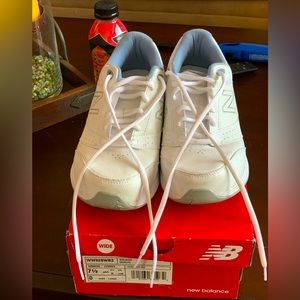 New Balance Walking Shoes 7.5W
